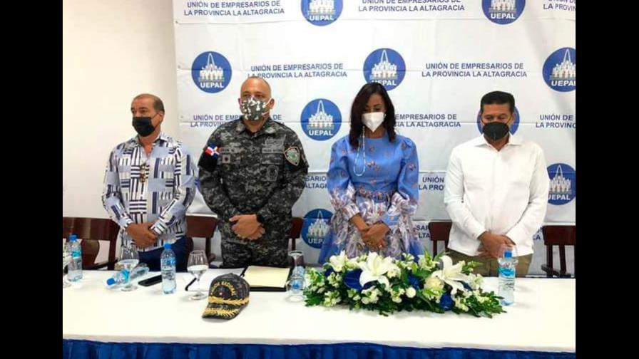 Empresarios de La Altagracia piden a la Policía garantizar seguridad ciudadana en esa ciudad 