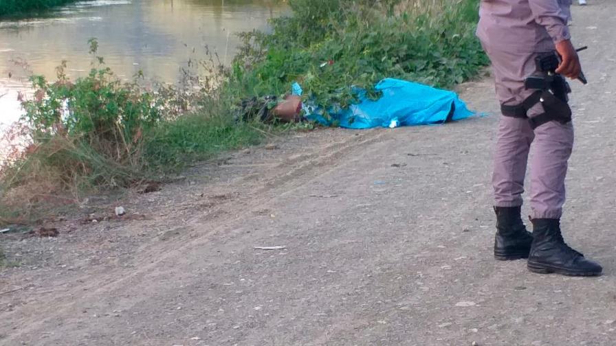 Encuentran cadáver de un hombre con varios impactos de bala en Santiago