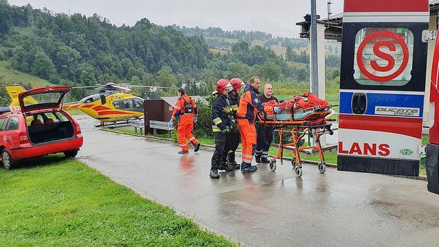 Un rayo mata a cinco personas y hiere a decenas en Polonia