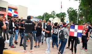 Activistas de Santiago se manifiestan contra Junta Central Electoral