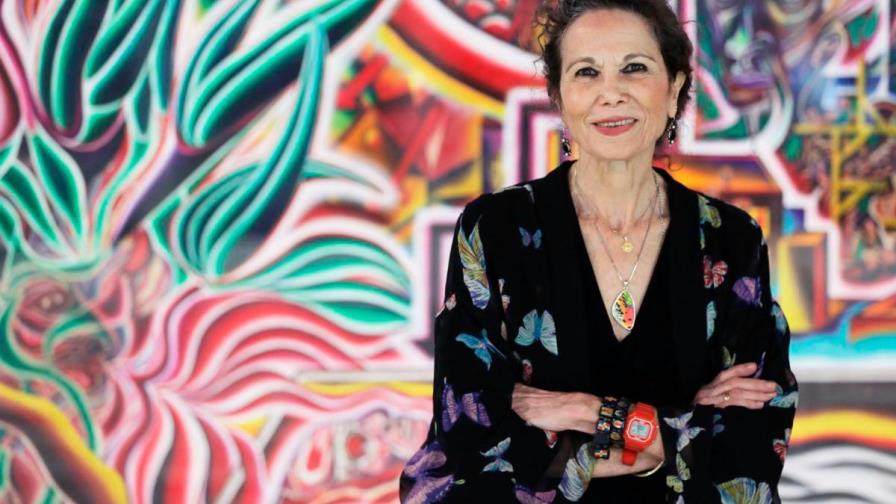 Julia Álvarez: “My hope is that Afterlife will give solace to my readers” Julia Álvarez: “My hope is that Afterlife will give solace to my readers”