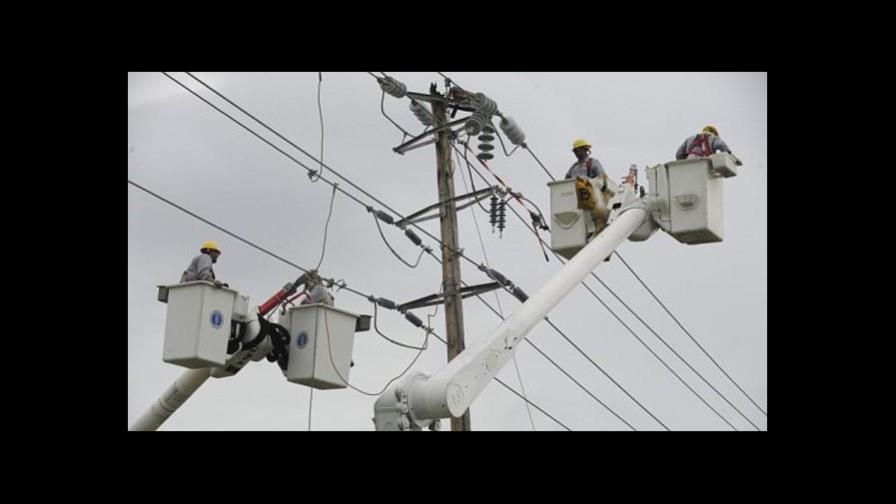 La privatización del sistema eléctrico de Puerto Rico podría llegar en agosto