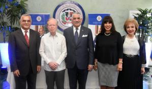 Realizarán segunda entrega del Premio al Emigrante Dominicano Oscar de la Renta