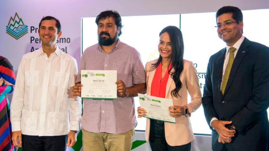 Periodistas de Diario Libre ganan Premio de Periodismo Ambiental
