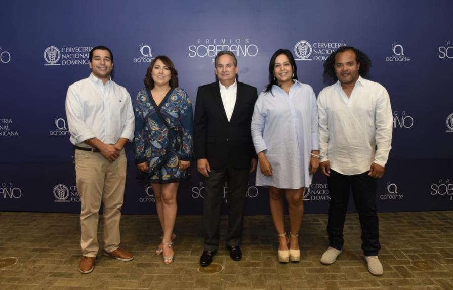 Premios Soberano no van a Santiago; el 19 de marzo vuelven al Teatro Nacional