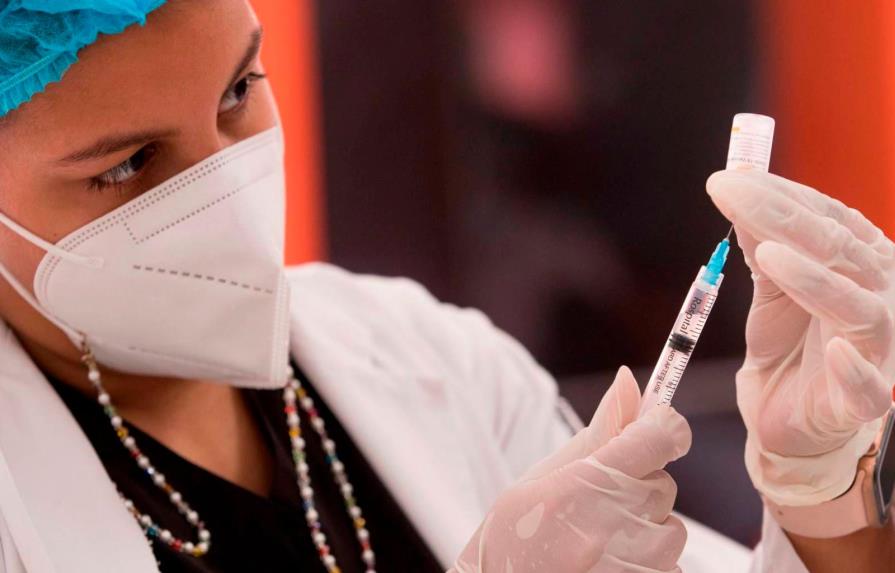 República Dominicana recibirá más vacunas y jeringas esta semana