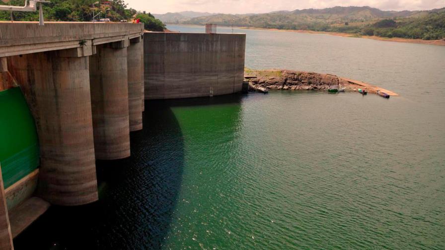 CD estudia préstamo por US$80 millones para rehabilitar 4 presas y 5 cuencas hidrográficas