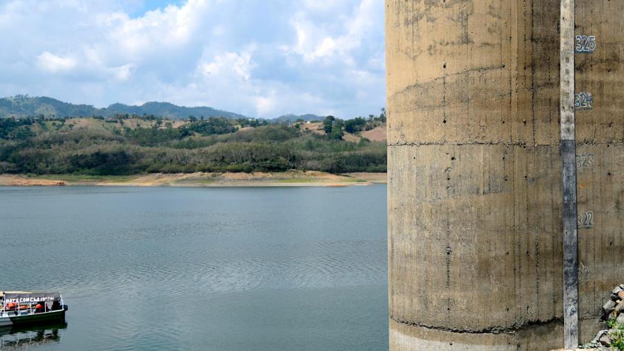 Sequía afecta suministro de agua potable en Santiago
