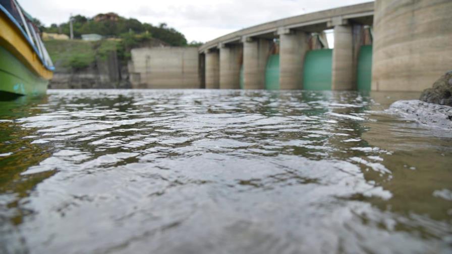 Someterán recurso contra ley de alianzas pública-privadas por comprometer recurso del agua 