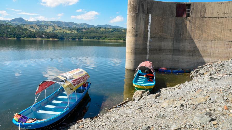Mejoran suministro de agua en Santiago y Moca