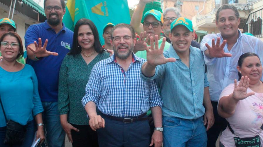 Alianza País concluye presentación de precandidatos