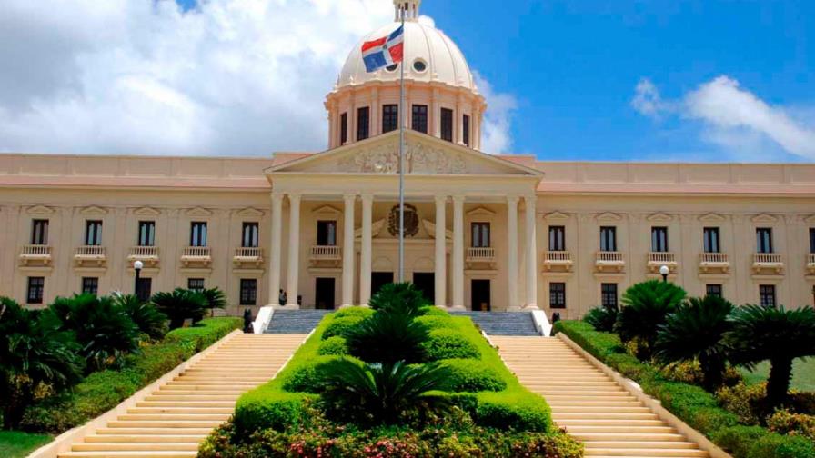 Gobierno llama a personal de salud a trabajar como voluntarios por COVID-19