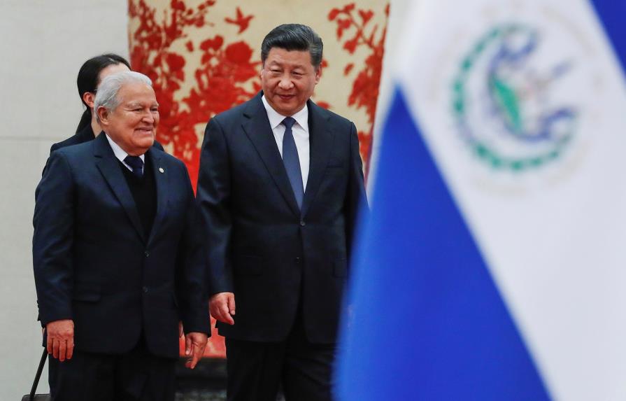 China impulsa lazos con Centroamérica con visitas de Danilo Medina y Sánchez Cerén