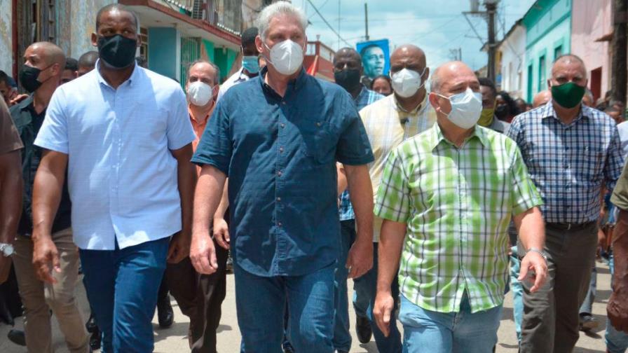 Presidente cubano se lanza y convoca a sus partidarios a las calles
