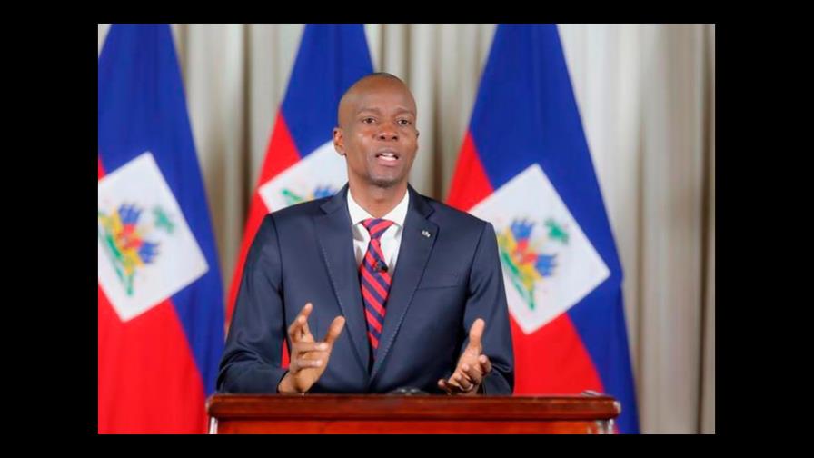 Jovenel Moise propone redactar nueva Constitución antes de elecciones