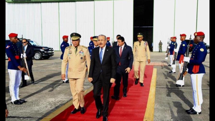 Presidente va a Panamá a la  toma de posesión de Cortizo