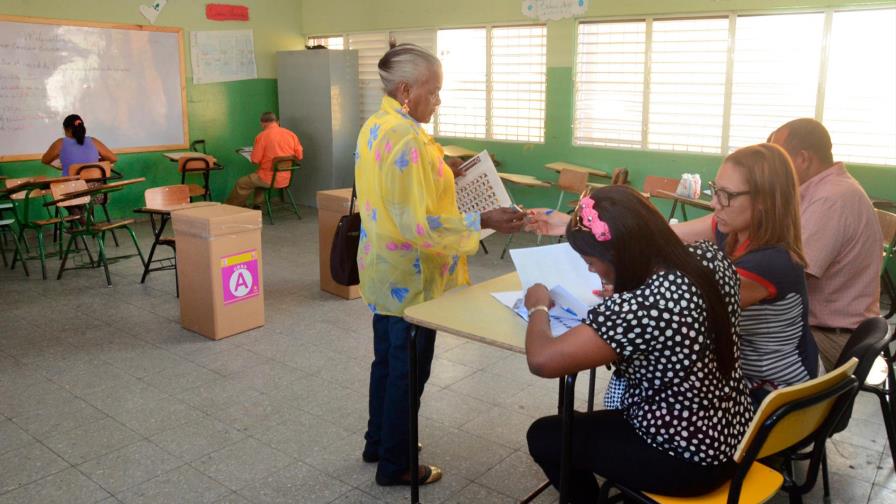 Solo dos partidos han decidido elegir candidatos con primarias