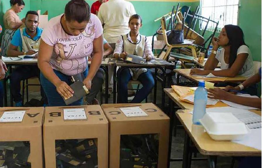 Urnas de votación  en las primarias generan debate