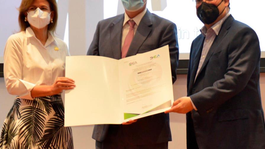 Más de 80 empresas recibieron certificación OEA-S y OEA de la DGA