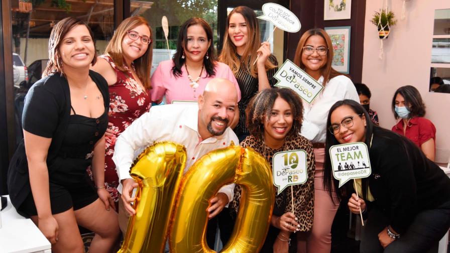 Revista “De Paseo” cumple diez años de fundada