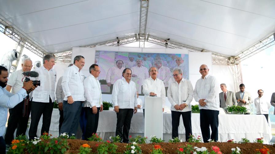 Parque Eólico Los Guzmancito, nueva cuna de energía en Puerto Plata Parque Eólico Los Guzmancito, nueva cuna de energía en Puerto Plata