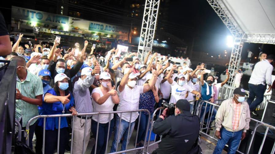 PRM “acepta con humildad” posible victoria; PLD y Fuerza del Pueblo esperan repuntar PRM “acepta con humildad” posible victoria; PLD y Fuerza del Pueblo esperan repuntar