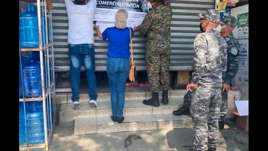 Pro Consumidor cierra 13 negocios por venta de bebidas alcohólicas adulteradas 