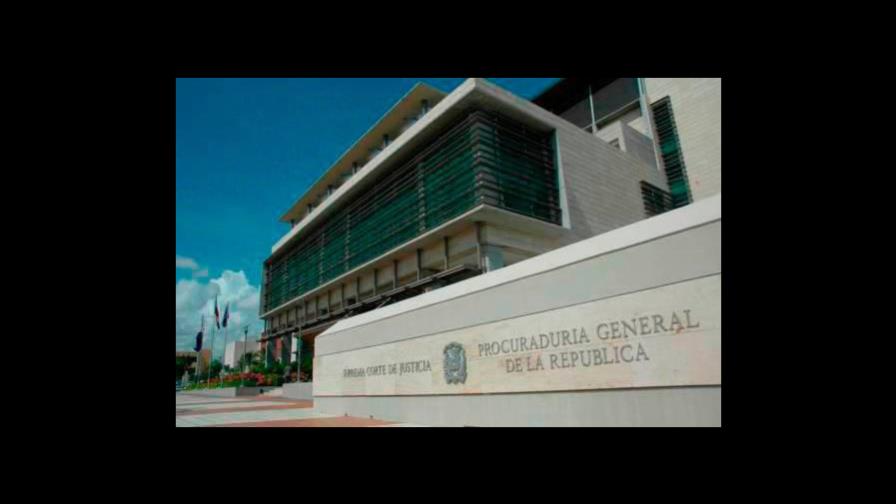 Fiscalizadora de La Vega niega haber participado en caso de diputada electa Fiscalizadora de La Vega niega haber participado en caso de diputada electa