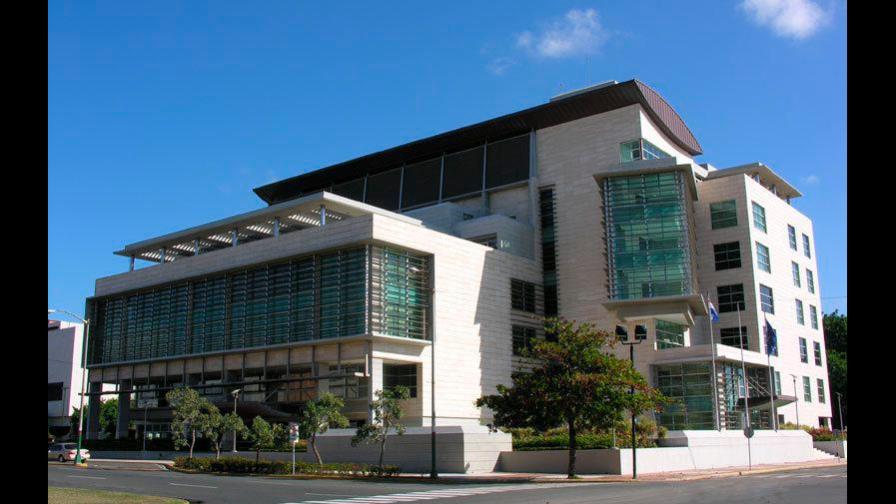 Yeni Berenice Reynoso y miembros del Ministerio Público se oponen legalmente contra concurso de la institución Yeni Berenice Reynoso y miembros del Ministerio Público se oponen legalmente contra concurso de la institución