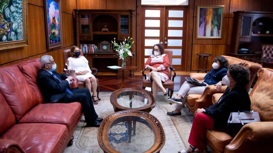 Participación Ciudadana pide a la Procuraduría investigar precio pagado por Punta Catalina Participación Ciudadana pide a la Procuraduría investigar precio pagado por Punta Catalina