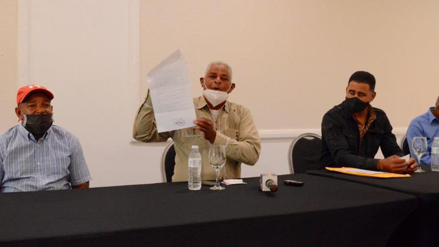 Productores y agricultores piden al IAD devolución de equipos incautados Productores y agricultores piden al IAD devolución de equipos incautados