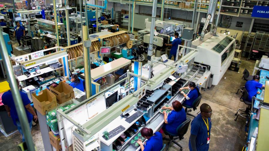 Exportaciones de zonas francas aumentan 31.1 % en el primer cuatrimestre del año Exportaciones de zonas francas aumentan 31.1 % en el primer cuatrimestre del año