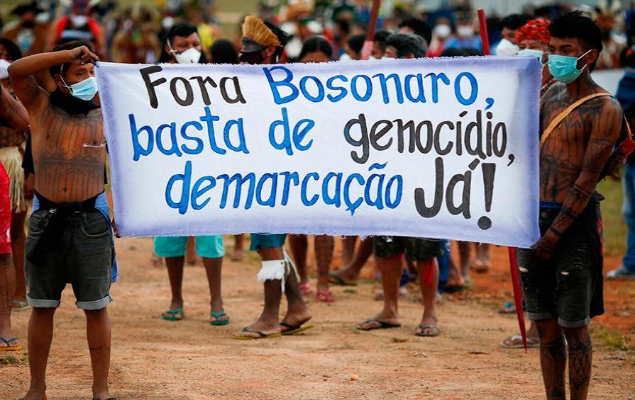 Los indígenas brasileños acusan a Bolsonaro de genocidio ante la CPI