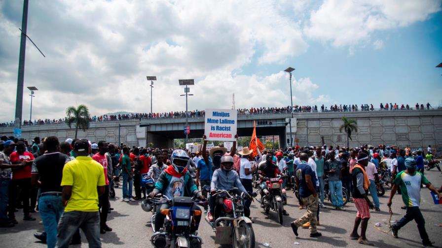 La oposición haitiana pide al mundo que le dé la espalda al presidente Moise La oposición haitiana pide al mundo que le dé la espalda al presidente Moise