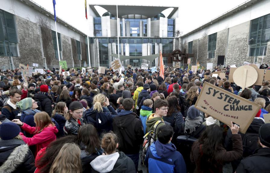 Protesta global por el cambio climático, iniciada por una niña sueca 