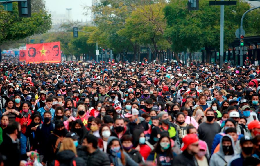 Masiva movilización en Buenos Aires en demanda de planes sociales y empleo
