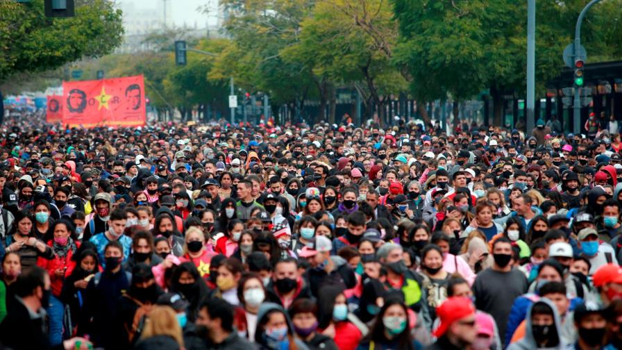 Masiva movilización en Buenos Aires en demanda de planes sociales y empleo