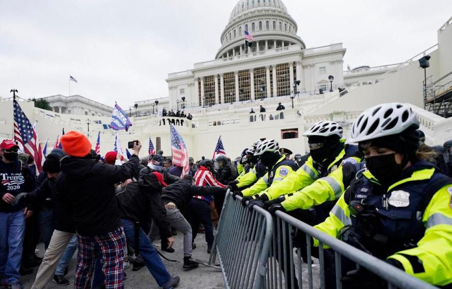 La policía alerta de un plan para irrumpir mañana en el Capitolio de EEUU