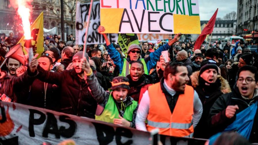 Movilización en Francia contra reforma de pensiones cumple 23 días Movilización en Francia contra reforma de pensiones cumple 23 días