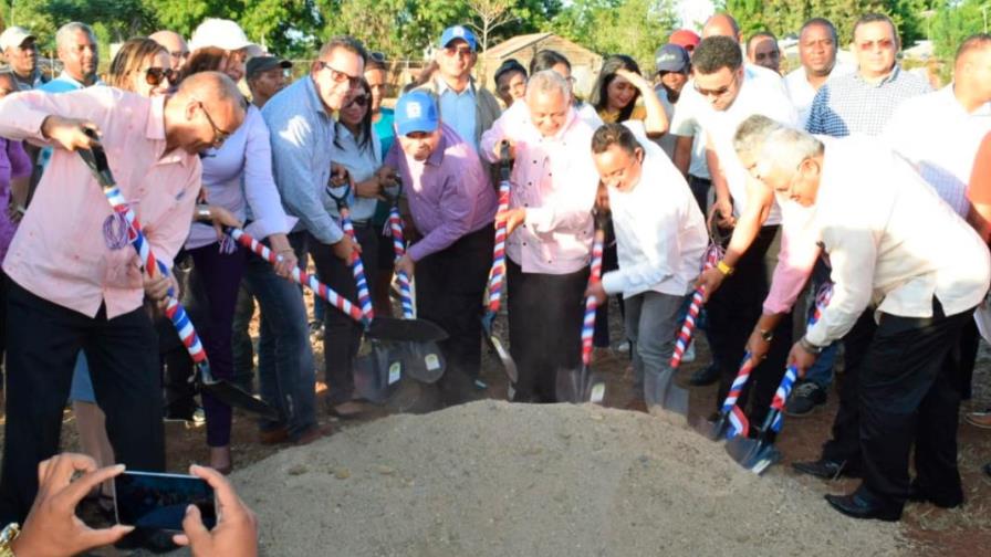 INVI inicia proyecto habitacional en Montecristi