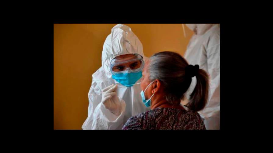 Agosto se proyecta como el mes con la positividad más baja desde el inicio de la pandemia