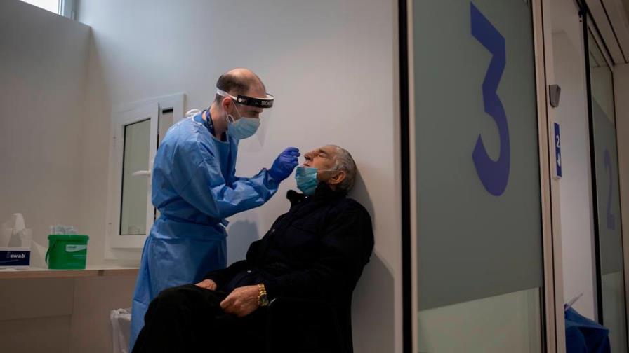 Gobierno de Venezuela habilita laboratorio para hacer pruebas PCR en aeropuerto de Caracas Gobierno de Venezuela habilita laboratorio para hacer pruebas PCR en aeropuerto de Caracas