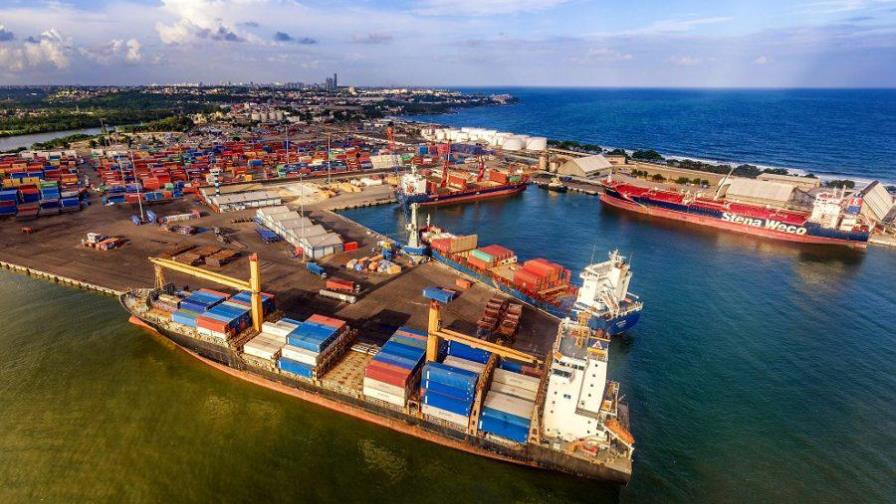Imponen prisión preventiva para un polizón que intentó salir del país por el Puerto de Haina