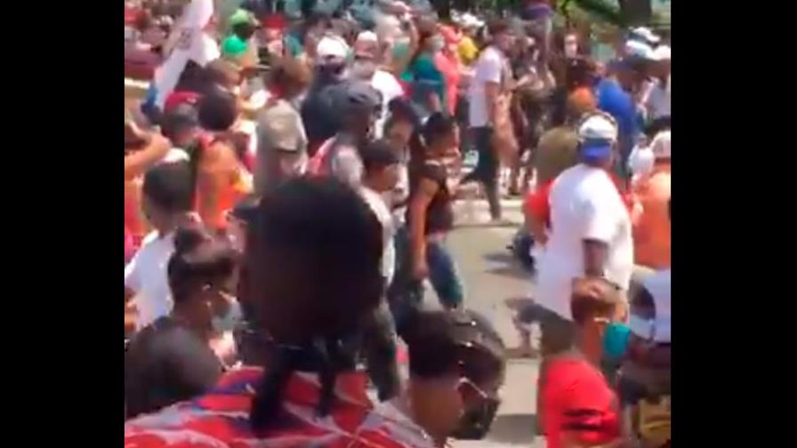 Gobierno y PRM se acusan por manifestación del peregrino en Puerto Plata ¿ambos tienen razón? Gobierno y PRM se acusan por manifestación del peregrino en Puerto Plata ¿ambos tienen razón?