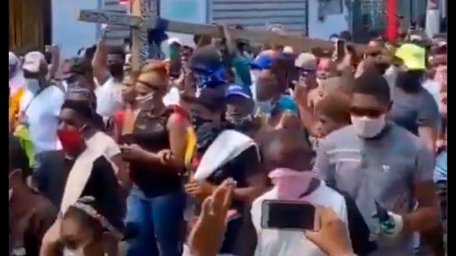 El peregrino niega que esté interno por coronavirus