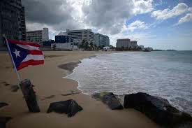 Puerto Rico extiende toque de queda tres semanas más por el coronavirus
