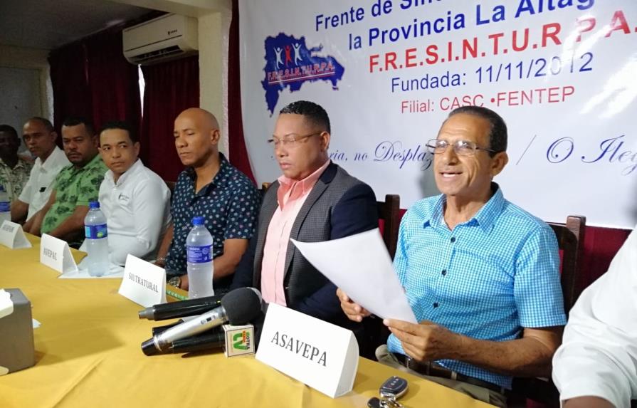 Frente de Sindicatos Turísticos denuncia vendedores ambulantes sin control en Punta Cana