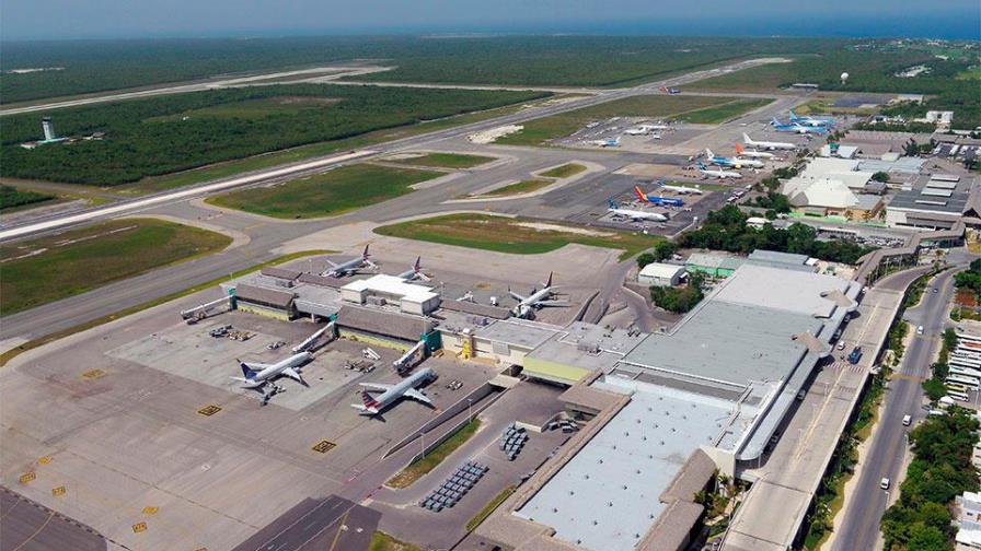 Gestionan vuelo para trasladar a argentinos varados en aeropuertos dominicanos Gestionan vuelo para trasladar a argentinos varados en aeropuertos dominicanos