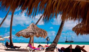 David Collado: Punta Cana ha recibido 21,486 turistas extranjeros en este mes