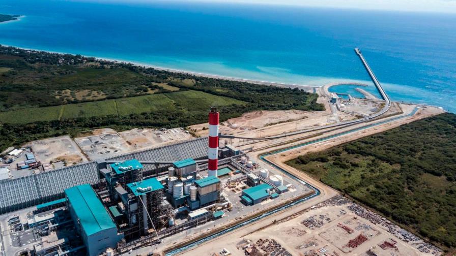 Punta Catalina vuelve a operar con sus dos plantas sin que aún se explique el porqué de salida Punta Catalina vuelve a operar con sus dos plantas sin que aún se explique el porqué de salida